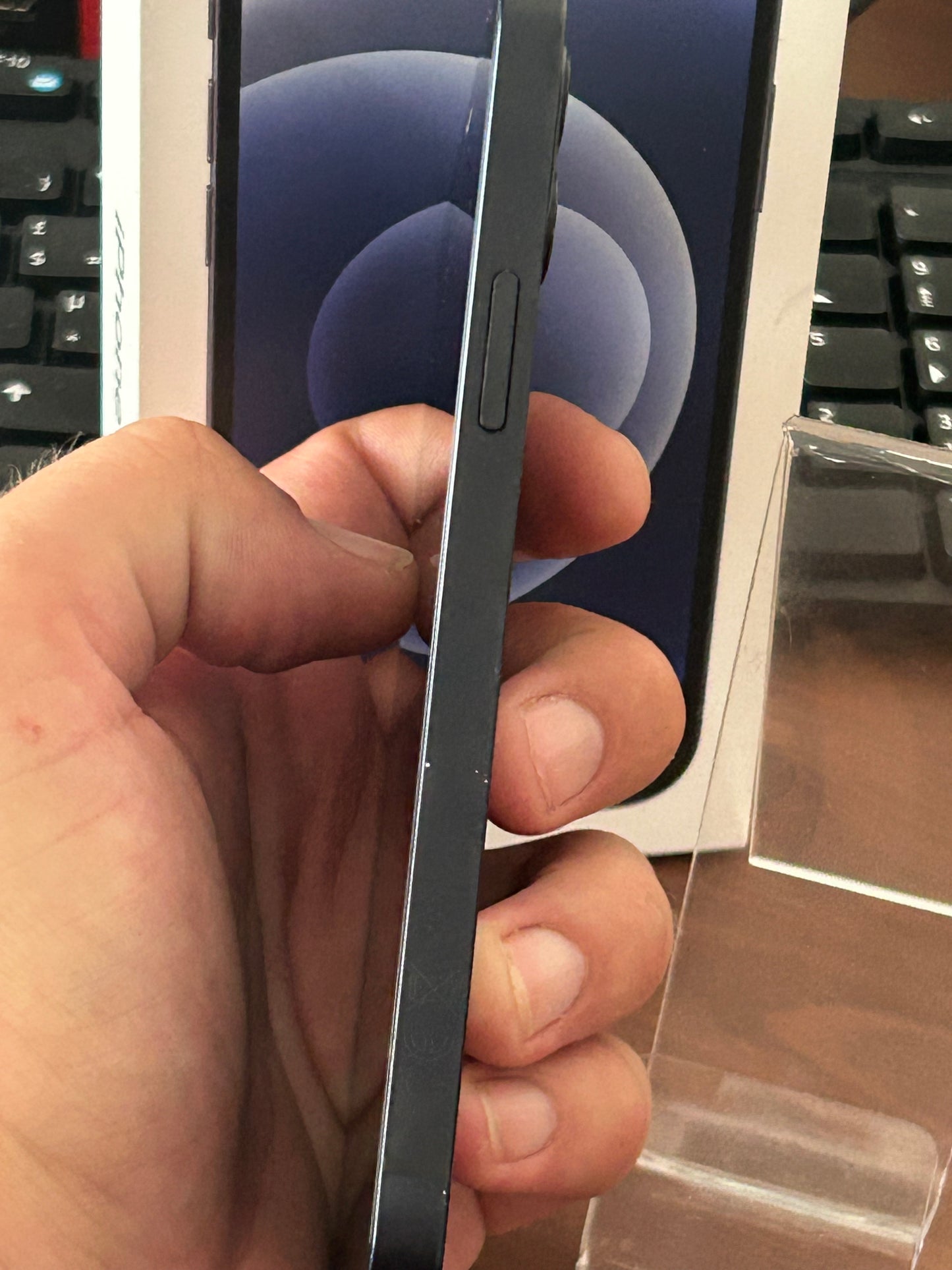 iPhone 12 Noir 128 Go – Bon État |