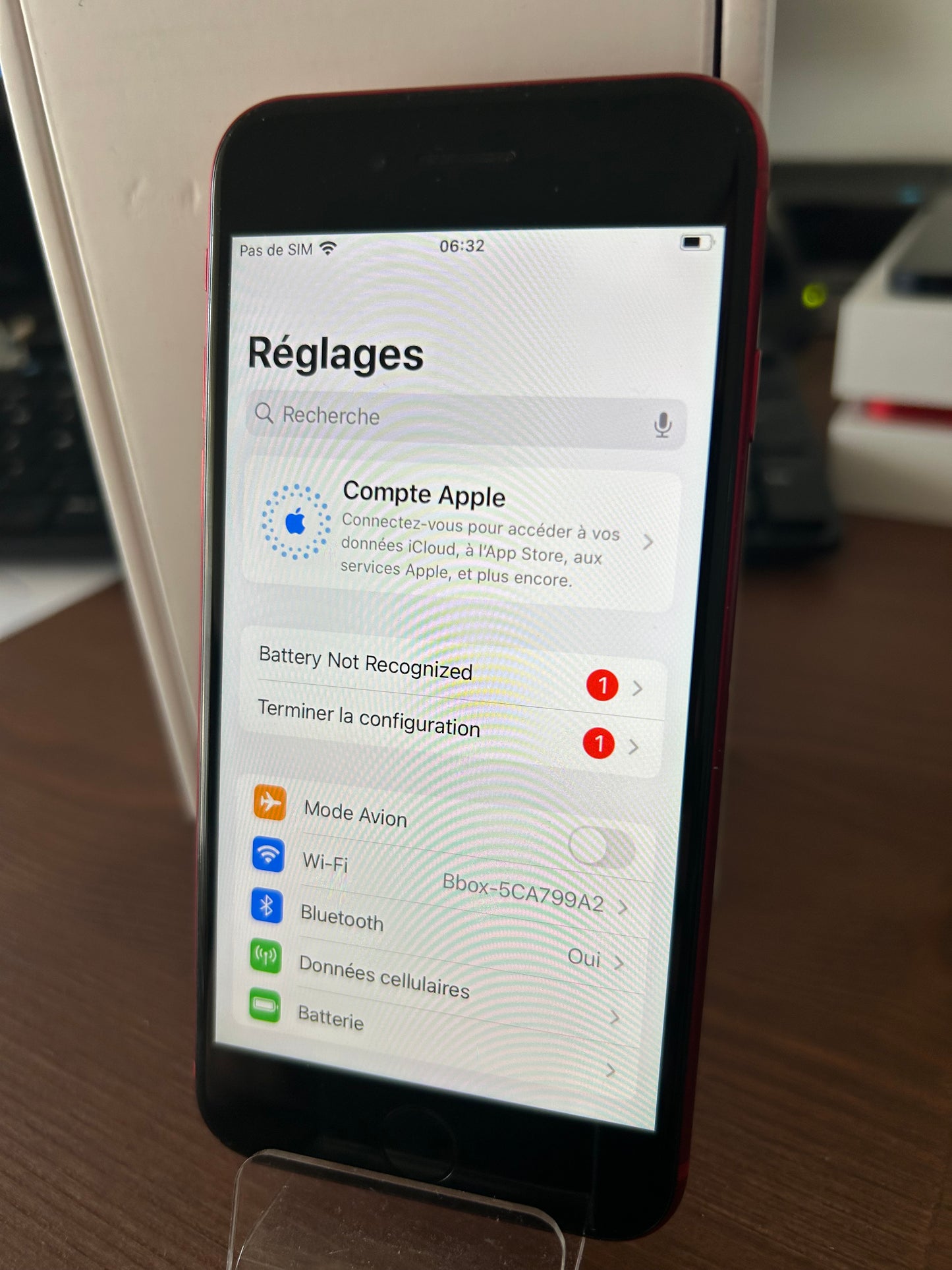 📱 iPhone SE 2020 Très Propre, Batterie Neuve 100%