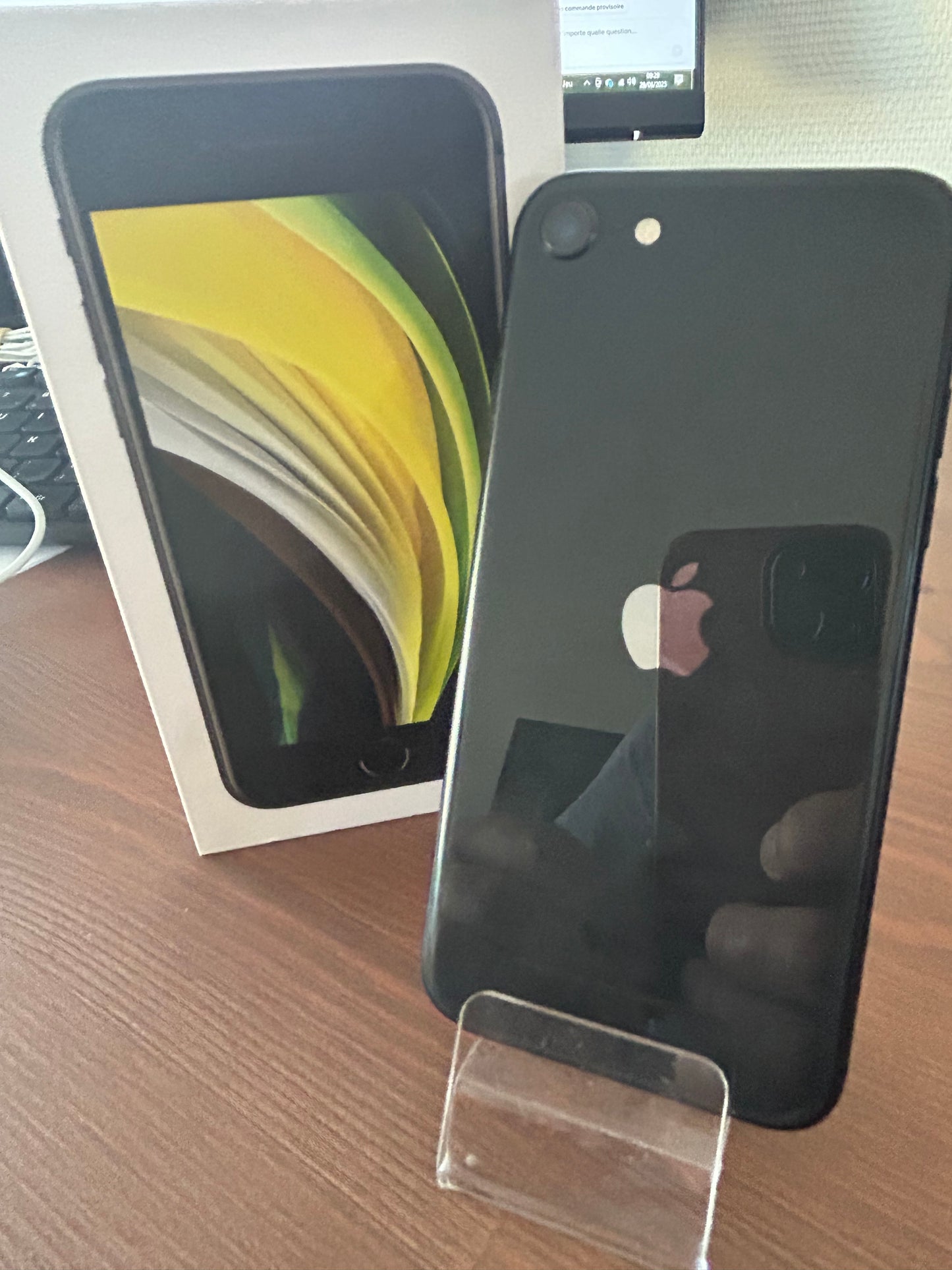 📱 iPhone SE 2020