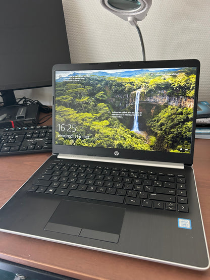 PC Portable HP 14-cf0034nf - Intel Core i5 8250U | 8Go RAM + 16Go Optane | 1To SSD | 14" | Windows 11 | Très Propre | Alim Incluse