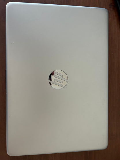 PC Portable HP 14-cf0034nf - Intel Core i5 8250U | 8Go RAM + 16Go Optane | 1To SSD | 14" | Windows 11 | Très Propre | Alim Incluse