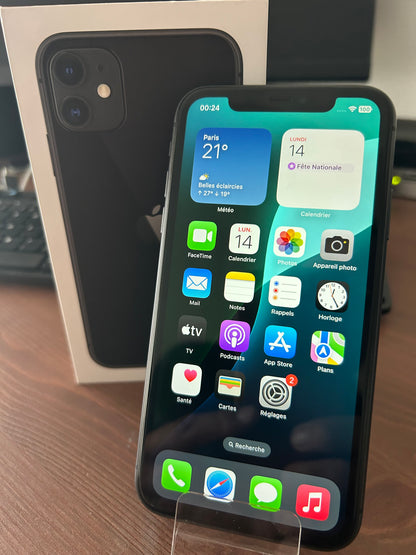 Apple iPhone 11 Noir 128 Go – Batterie neuve 100% – État impeccable – Avec boîte d’origine – Débloqué