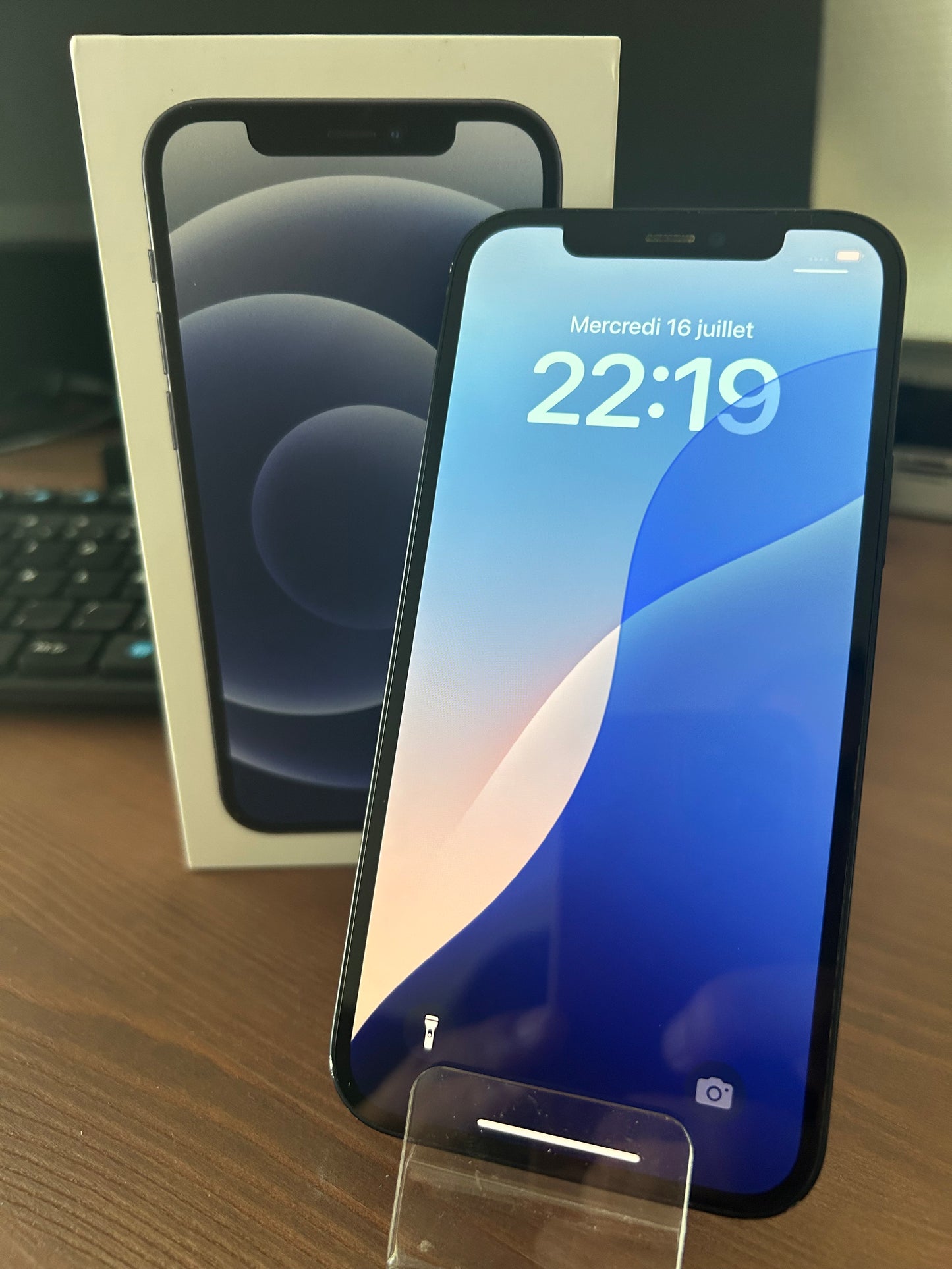 iPhone 12 Noir 128 Go – Bon État |