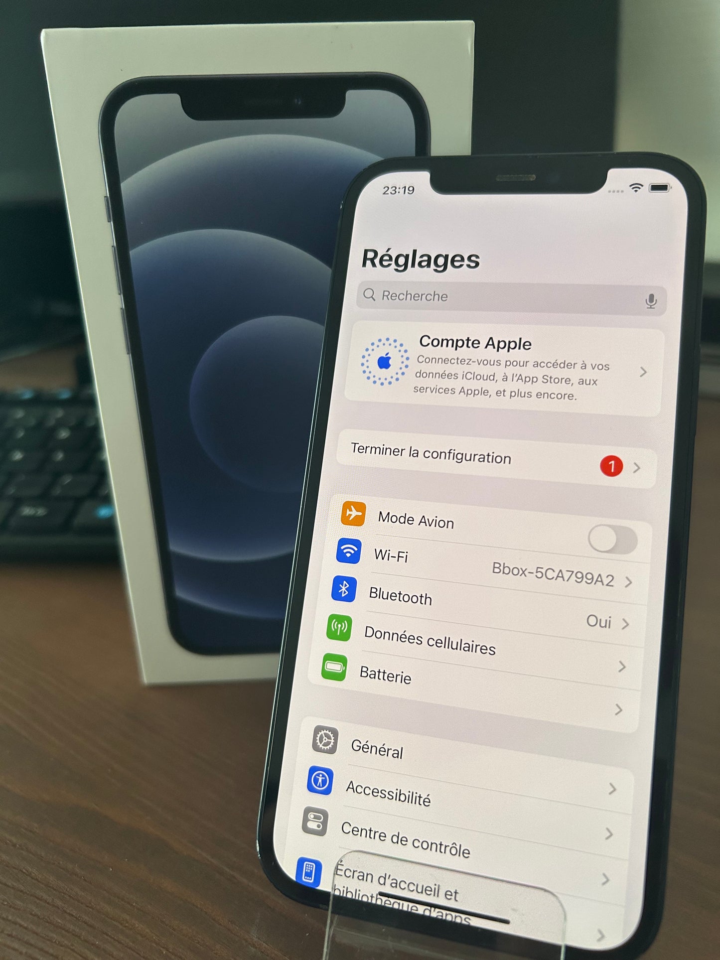iPhone 12 Noir 128 Go – Bon État |