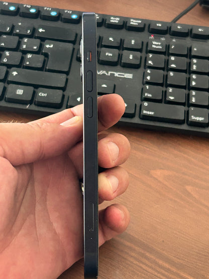 iPhone 12 Noir 128 Go – Parfait État, Batterie 100 %, Écran Impeccable
