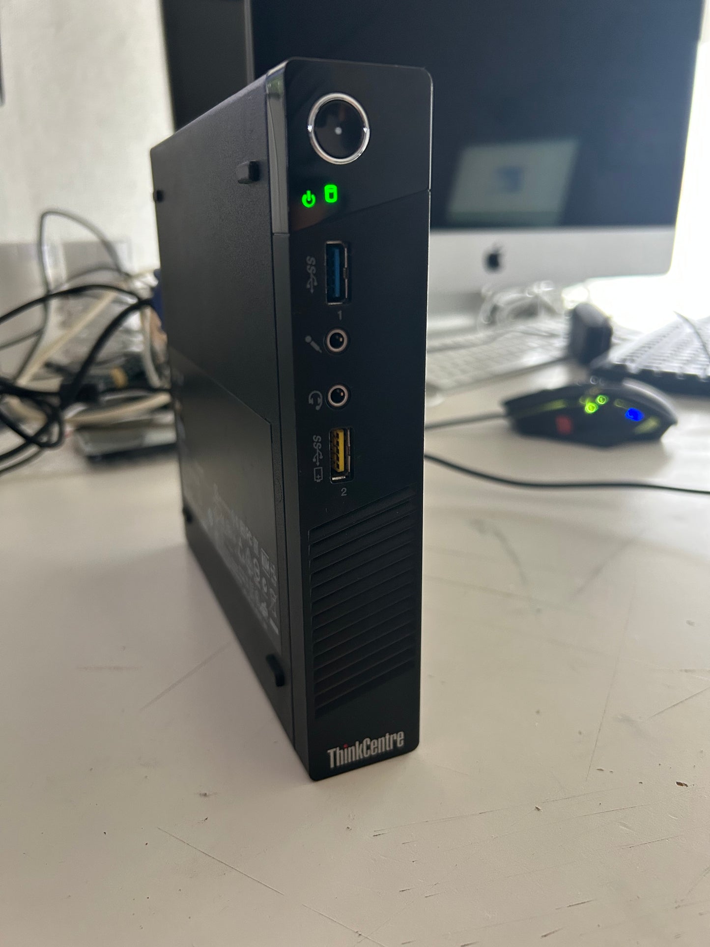 💻 PC Lenovo ThinkCentre 10AX-S3N500 – Mini Tour Compacte et Performante