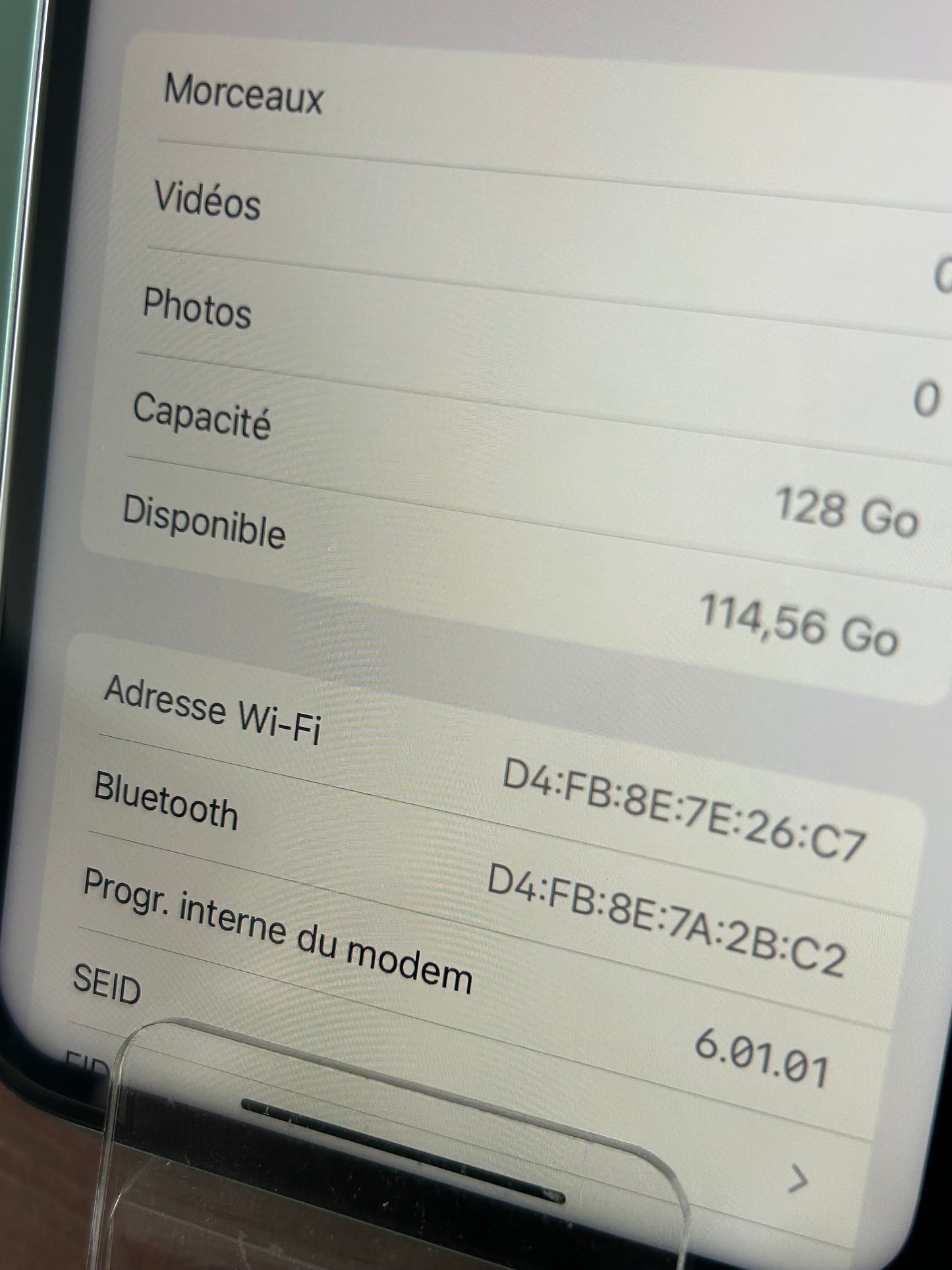 📱 iPhone 11 Vert – 128 Go – Très Bon État-Batterie neuve
