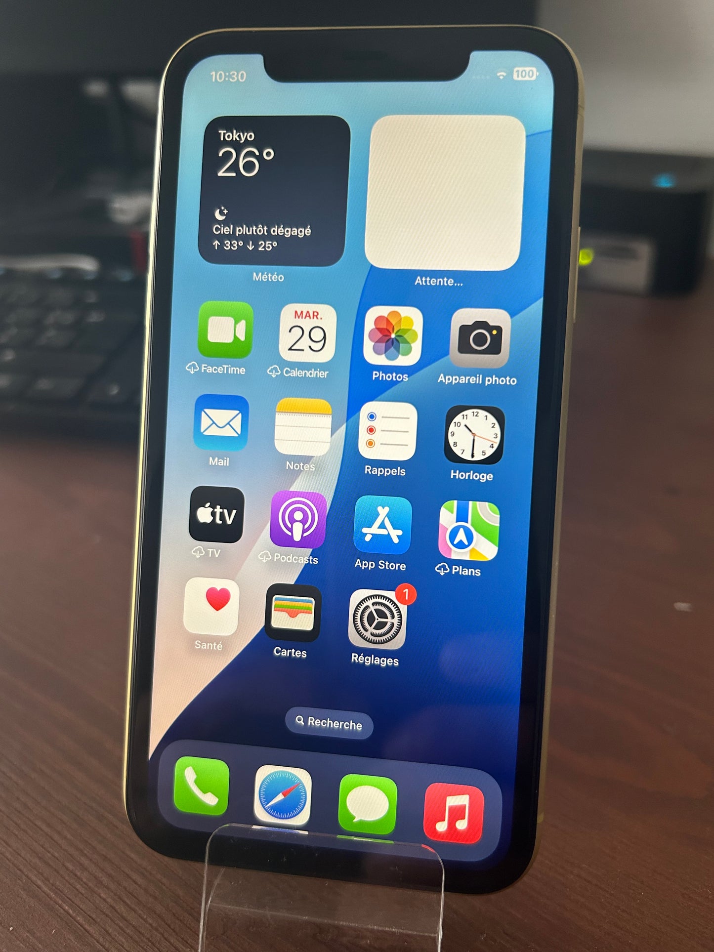 iPhone 11  Jaune 128 Go – Très Bon État, Batterie Neuve, Débloqué, iCloud Supprimé