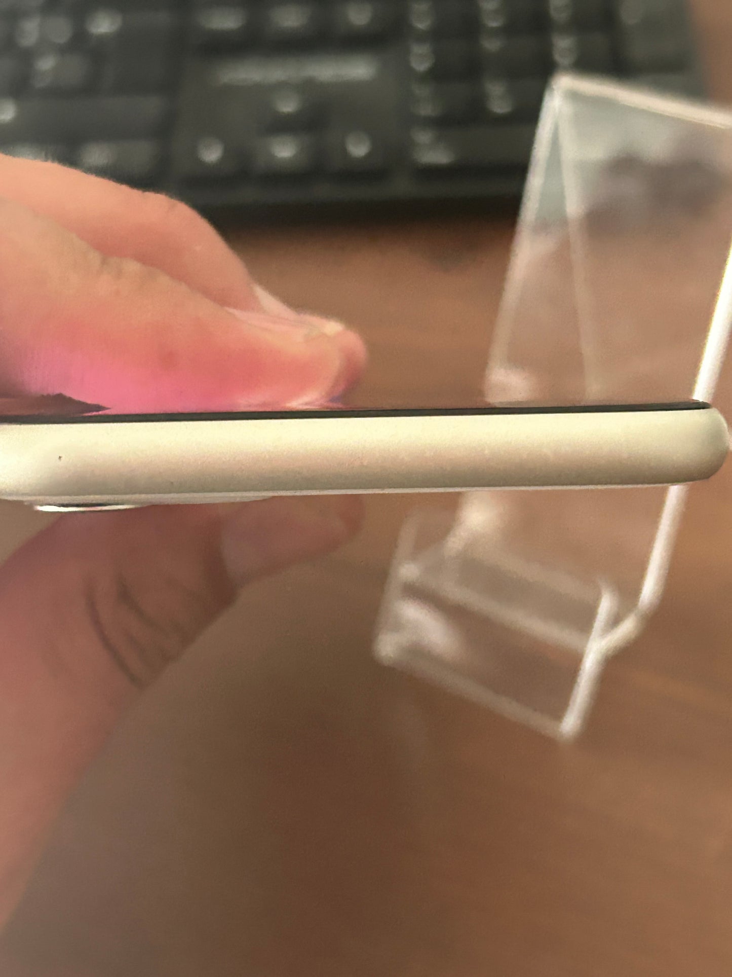 iPhone 11 Blanc 128 Go – Très Bon État | Batterie Neuve, Boîte et Câble Inclus
