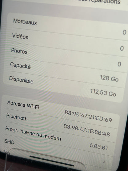 iPhone 11 rouge  128 Go – État Correct, Débloqué, iCloud Supprimé, Batterie 100 %