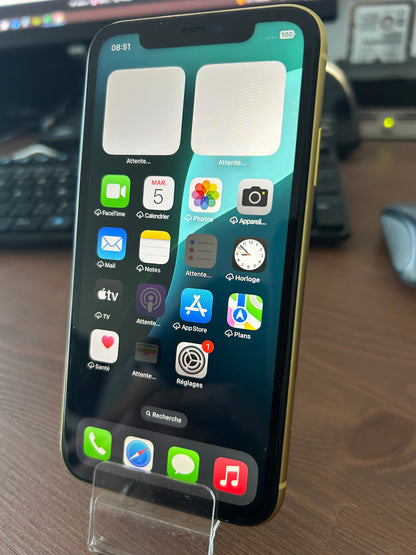iPhone 11 Jaune 64 Go – Très bon état, 100 % fonctionnel