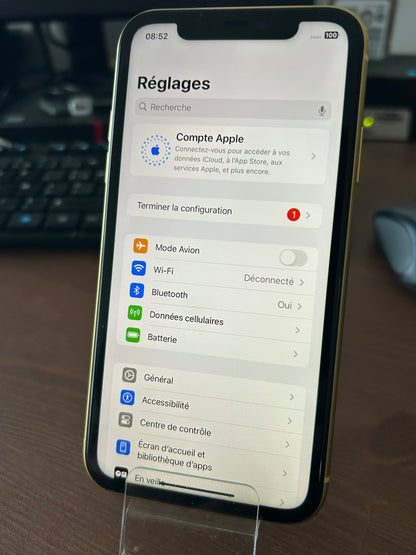 iPhone 11 Jaune 64 Go – Très bon état, 100 % fonctionnel