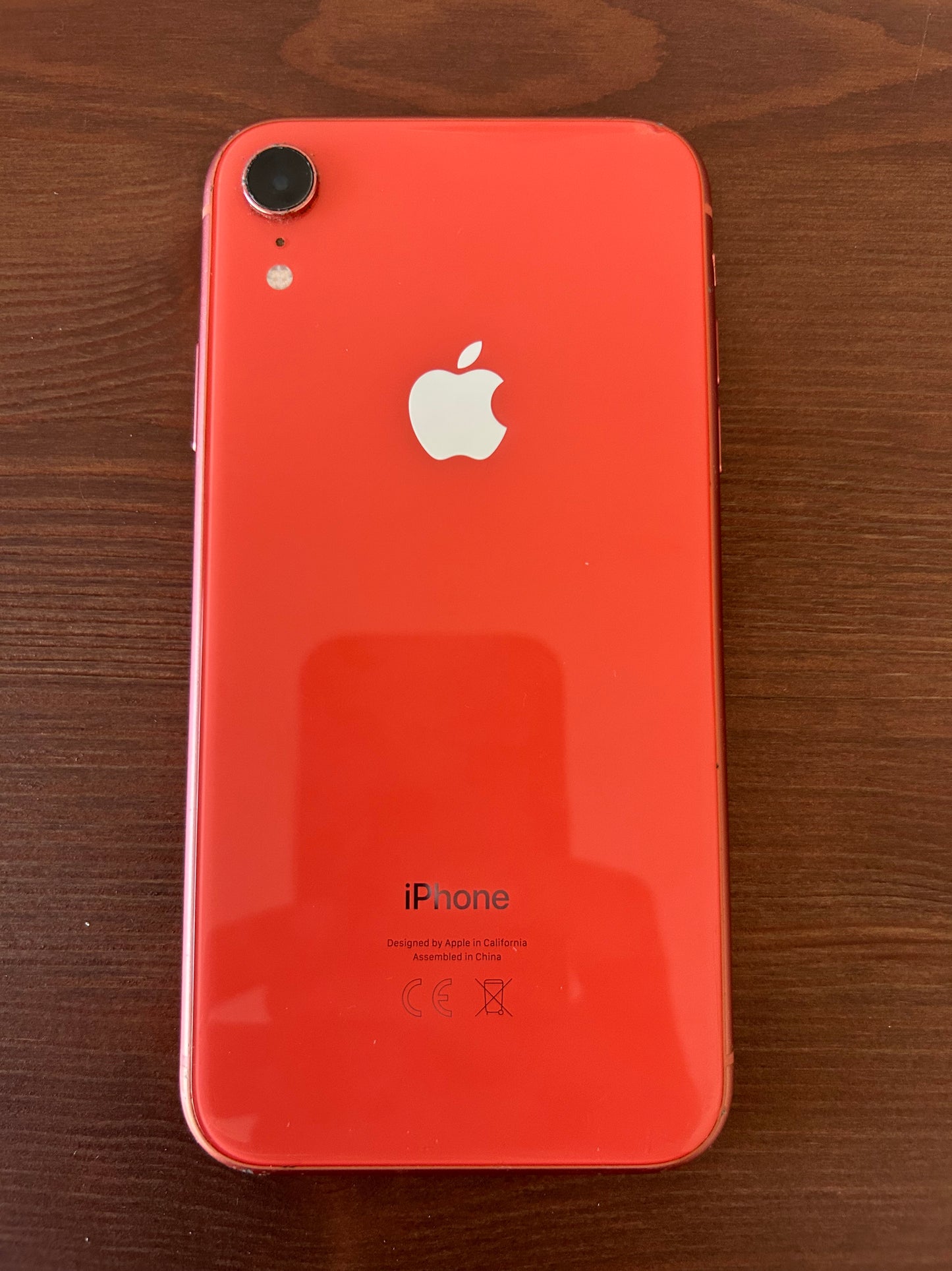 iPhone XR Corail 128 Go – Bon état, 100 % fonctionnel