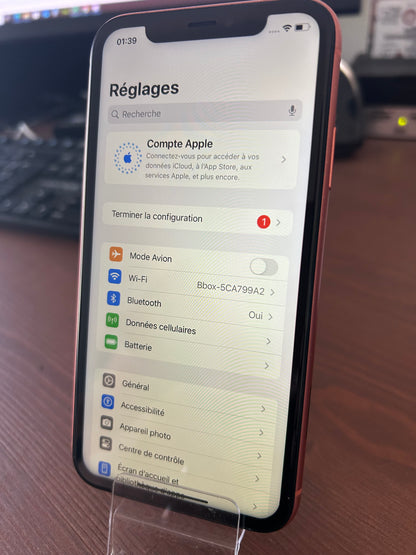 iPhone XR Corail 128 Go – Bon état, 100 % fonctionnel