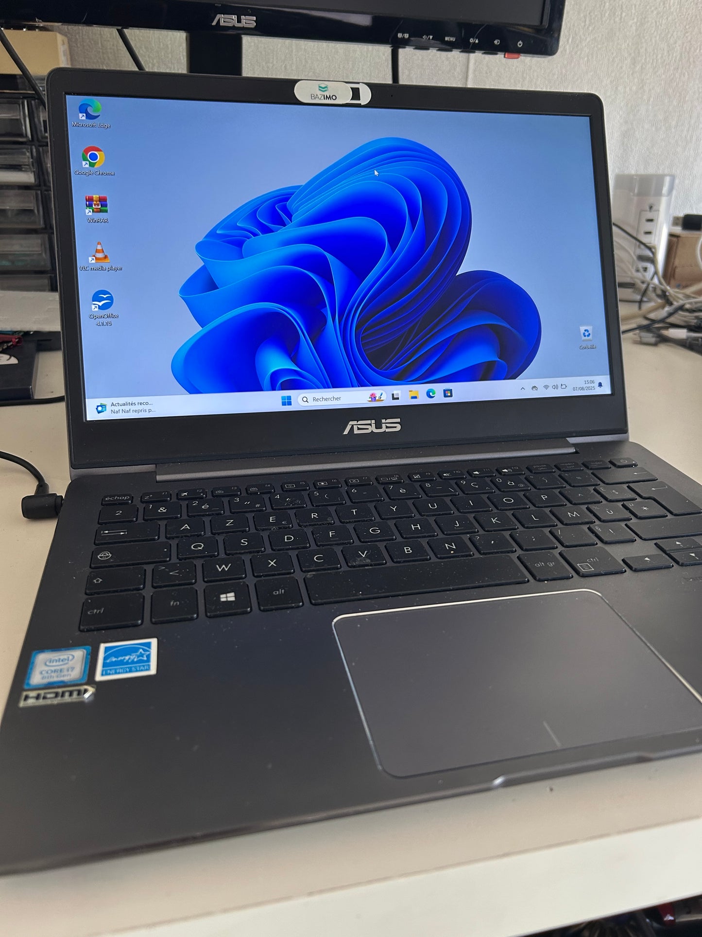 ASUS ZenBook UX331 – Core i7 8550U / 8Go RAM / 512Go SSD / Windows 11 / 13.3" – Très bon état + Batterie neuve