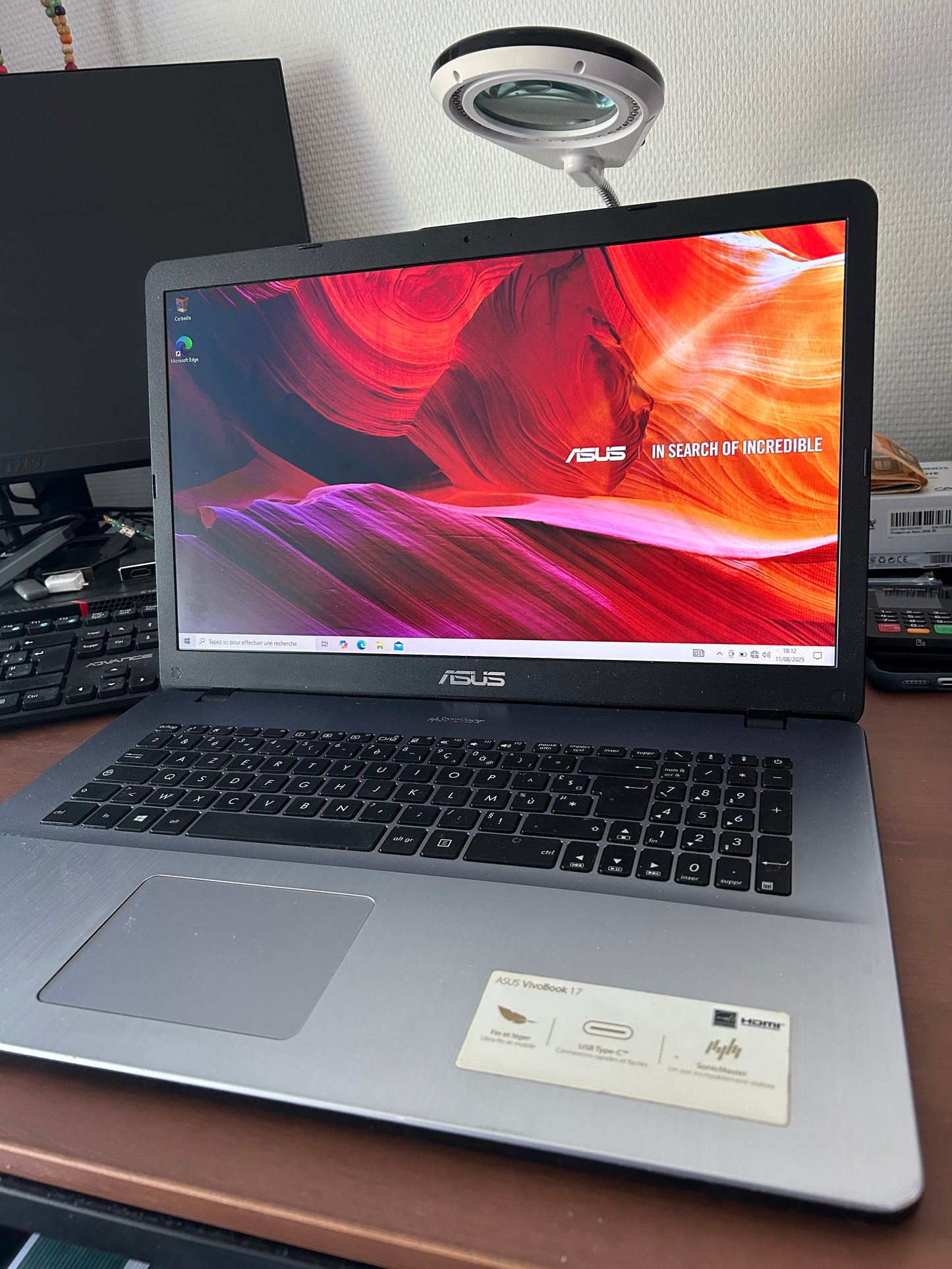💻 PC Portable ASUS R702UV-BX071T – Puissance et grand écran 17 pouces