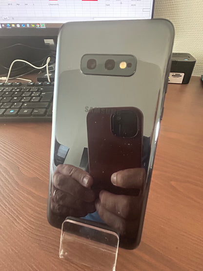 📱 Samsung Galaxy S10e 128 Go – Très Bon État