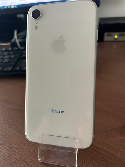 iPhone XR Blanc 128 Go – Très bon état, 100 % fonctionnel