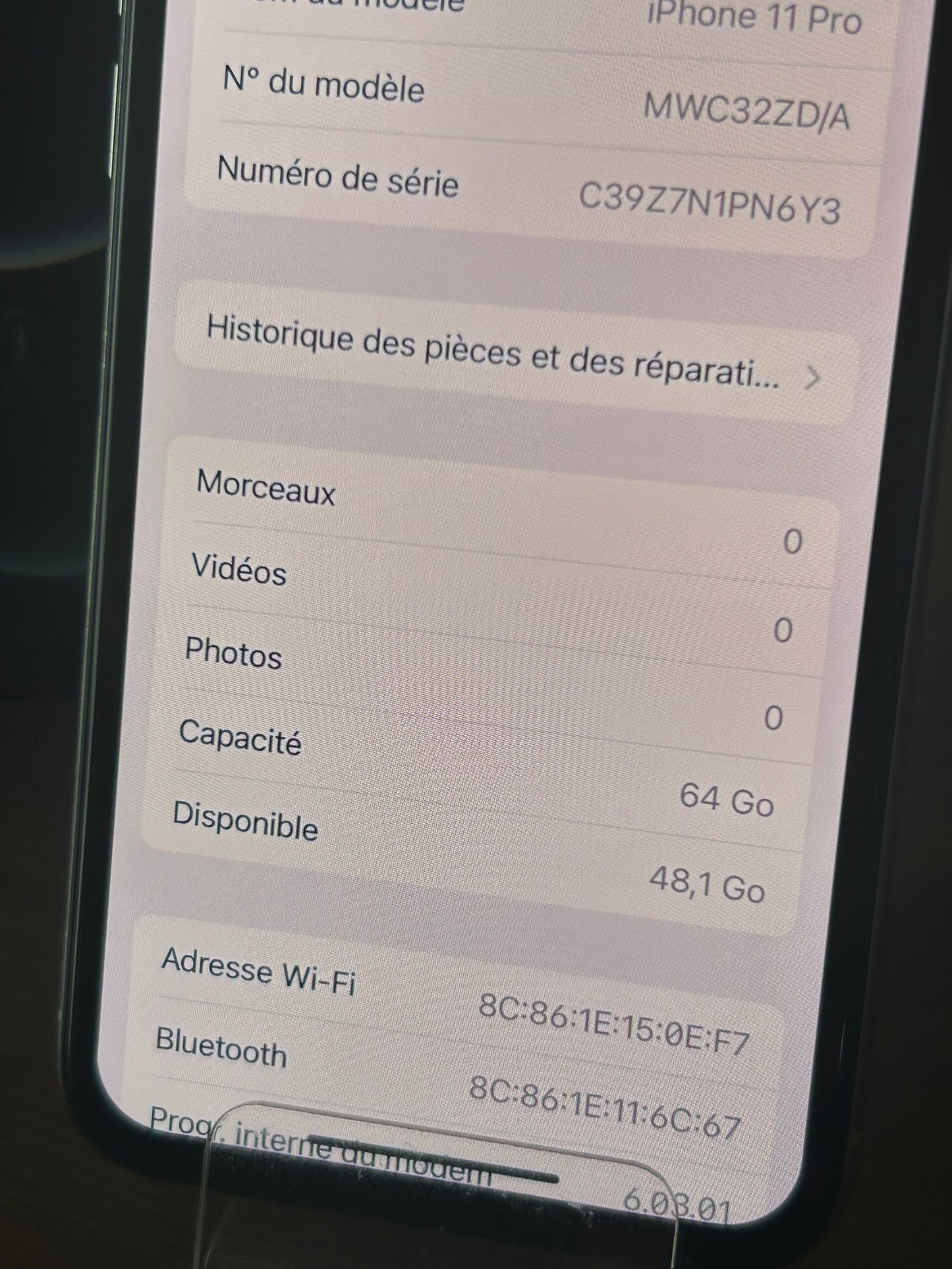 iPhone 11 Pro Argent 64 Go – Très Bon État, Débloqué, Batterie 100 %, iCloud Supprimé