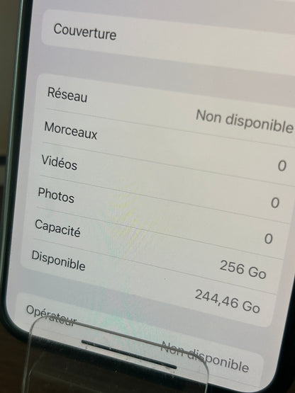 iPhone X Gris Sidéral 256 Go – Très Bon État, Débloqué, Batterie 100 %, Boîte et Chargeur d’Origine