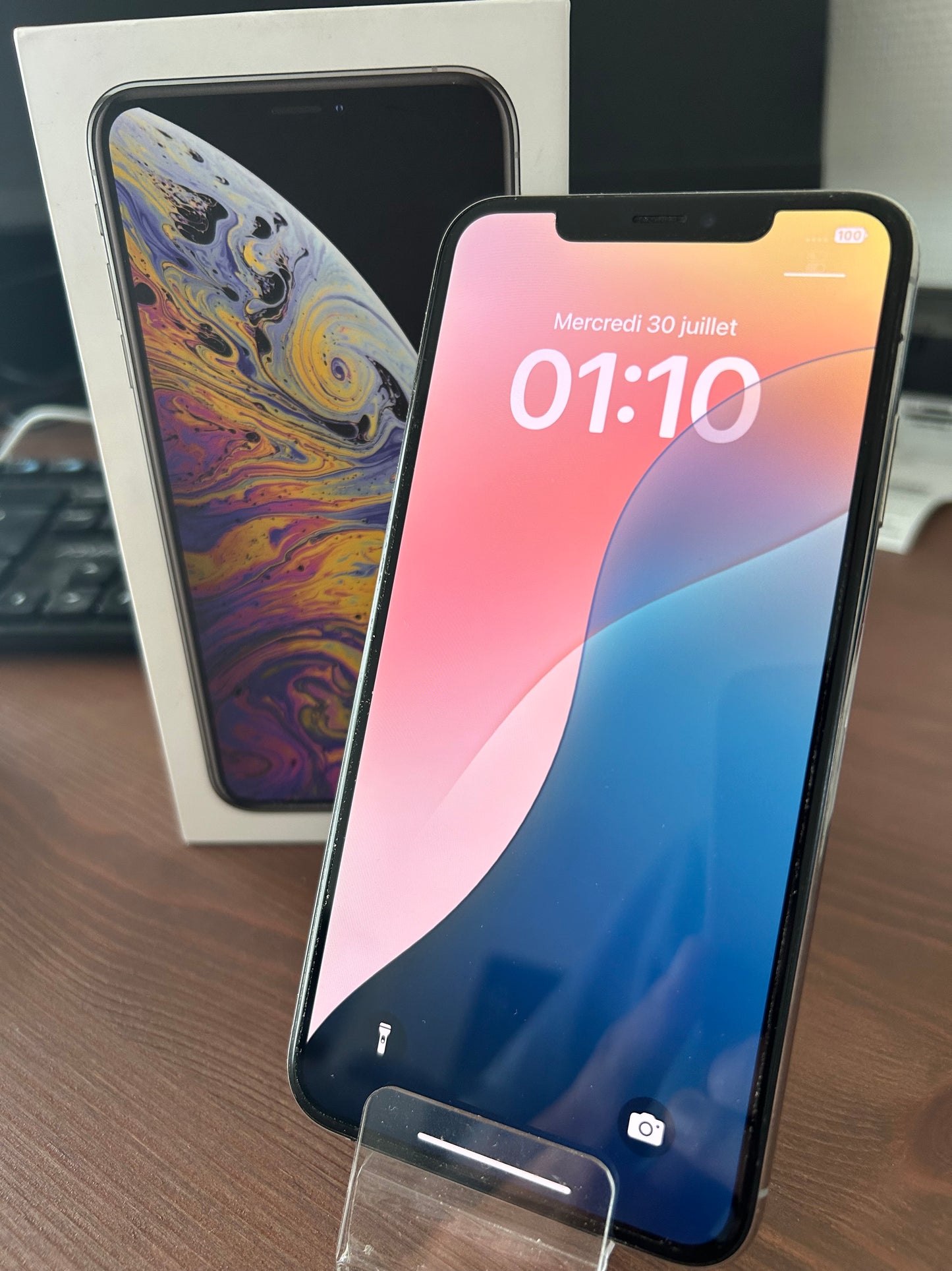 iPhone XS Max Argent 256 Go – Très Bon État, Débloqué, Batterie 100 %, Boîte d’Origine