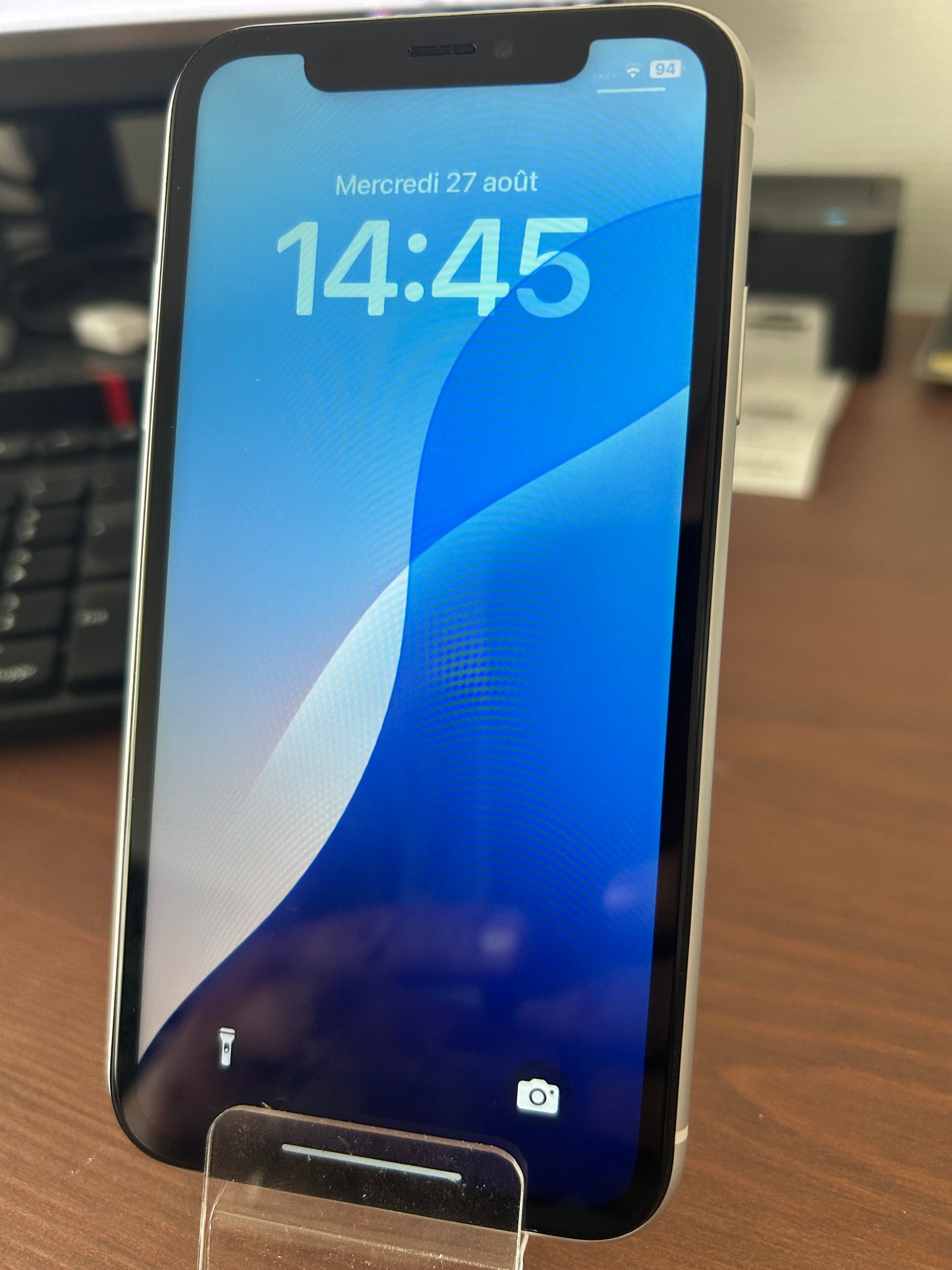 iPhone XR Blanc 64 Go – Très Bon État, Débloqué, Batterie 100 %, iCloud Supprimé