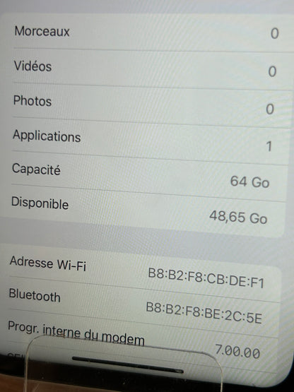 iPhone XR Blanc 64 Go – Très Bon État, Débloqué, Batterie 100 %, iCloud Supprimé
