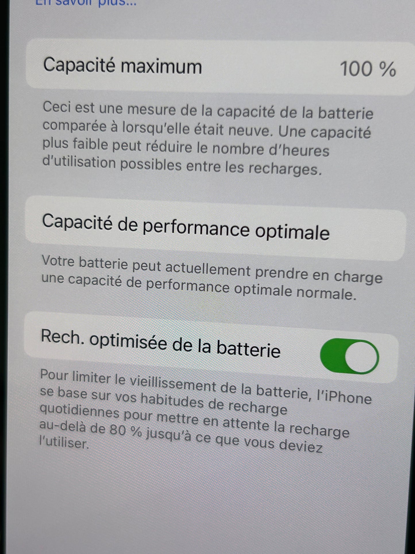 iPhone X Argent 256 Go – Très Bon État, Débloqué, Batterie 100 %, Boîte Fournie (Non d’Origine)