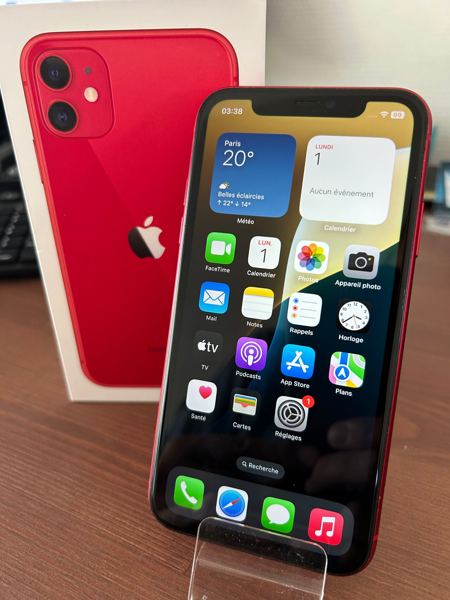 iPhone 11 Rouge 128 Go – Très Bon État, Débloqué, Batterie 100 %, Boîte d’Origine