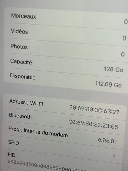 iPhone 11 Rouge 128 Go – Très Bon État, Débloqué, Batterie 100 %, Boîte d’Origine