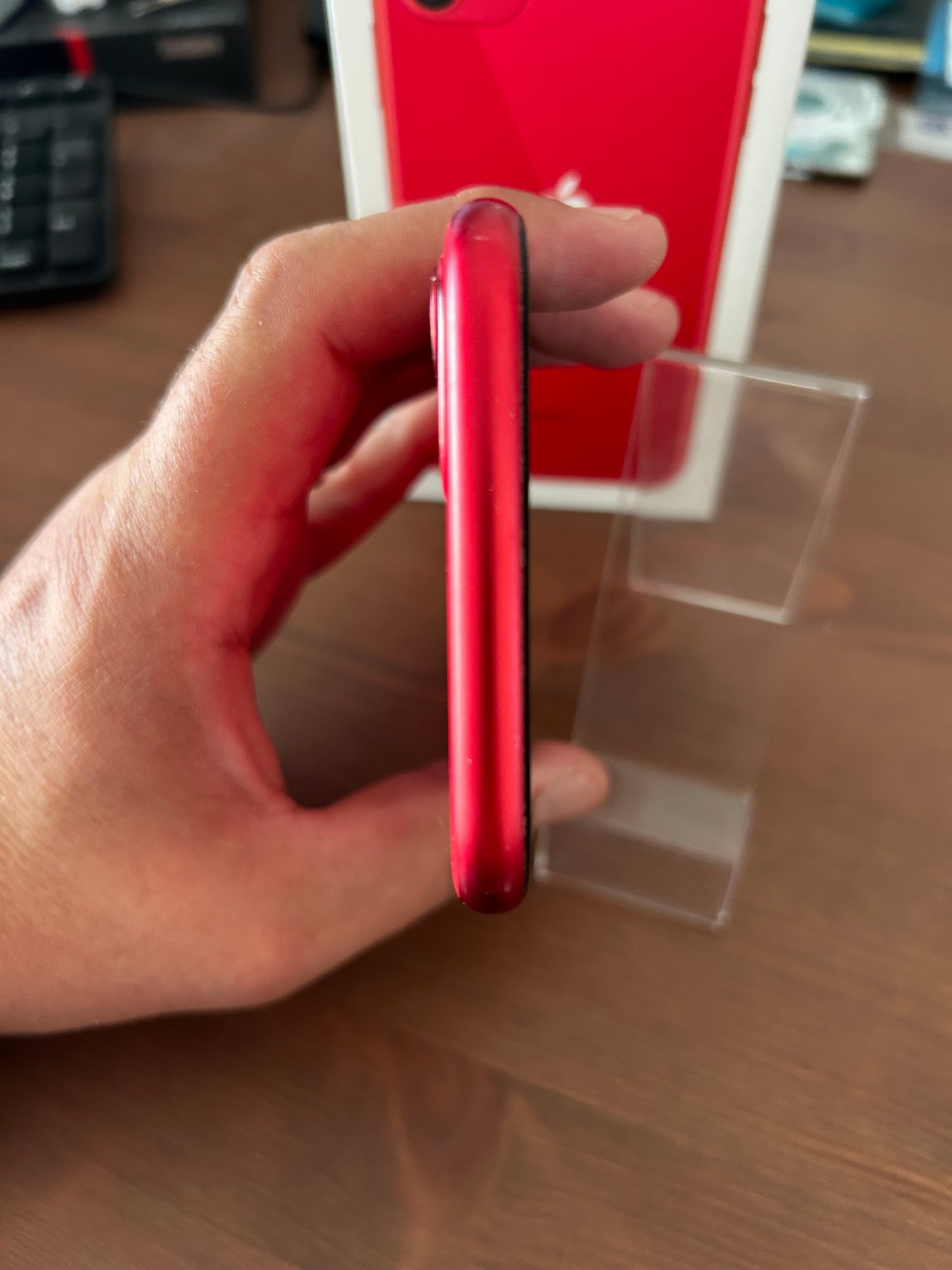 iPhone 11 Rouge 128 Go – Très Bon État, Débloqué, Batterie 100 %, Boîte d’Origine