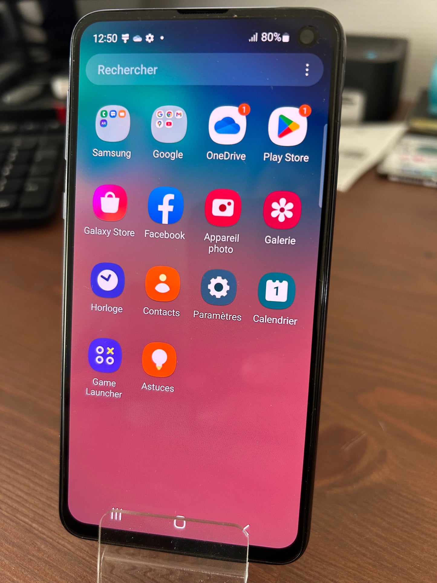 Samsung Galaxy S10e Blanc 128 Go – Très Bon État, Débloqué, Écran Impeccable, Compte Google Supprimé
