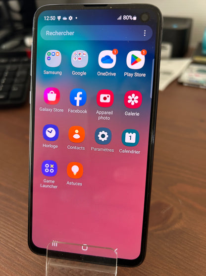 Samsung Galaxy S10e Blanc 128 Go – Très Bon État, Débloqué, Écran Impeccable, Compte Google Supprimé