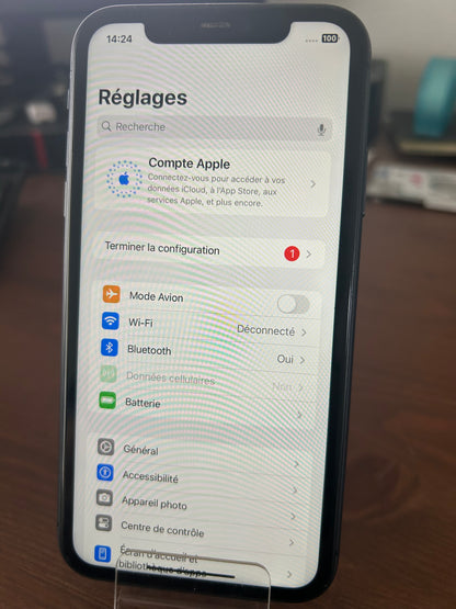iPhone 11 Noir 128 Go – Bon État, Batterie Neuve, Débloqué, iCloud Supprimé