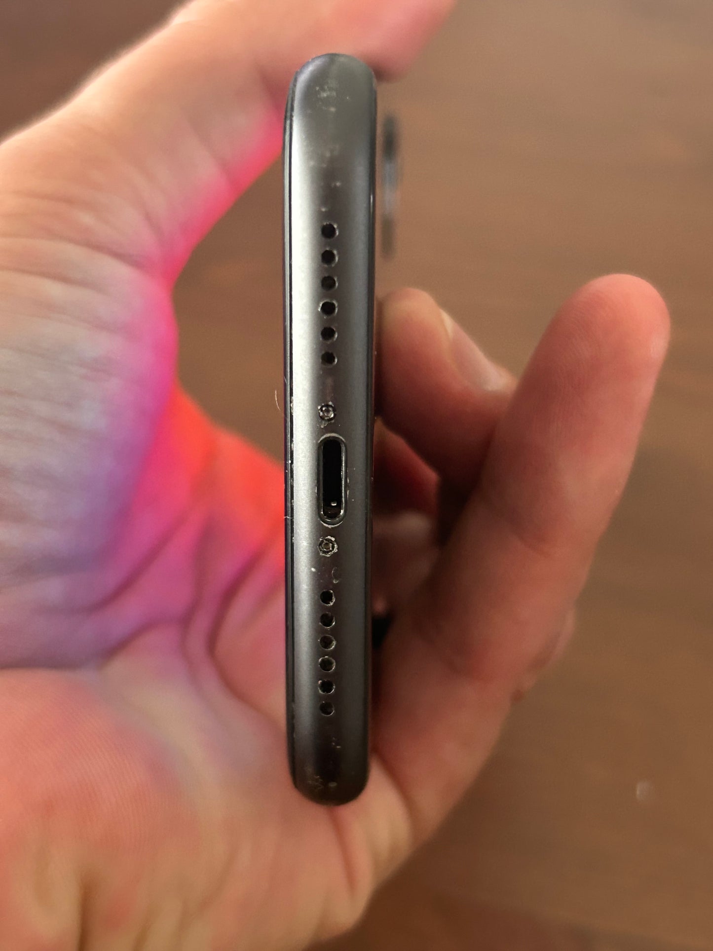iPhone 11 Noir 128 Go – Bon État, Batterie Neuve, Débloqué, iCloud Supprimé