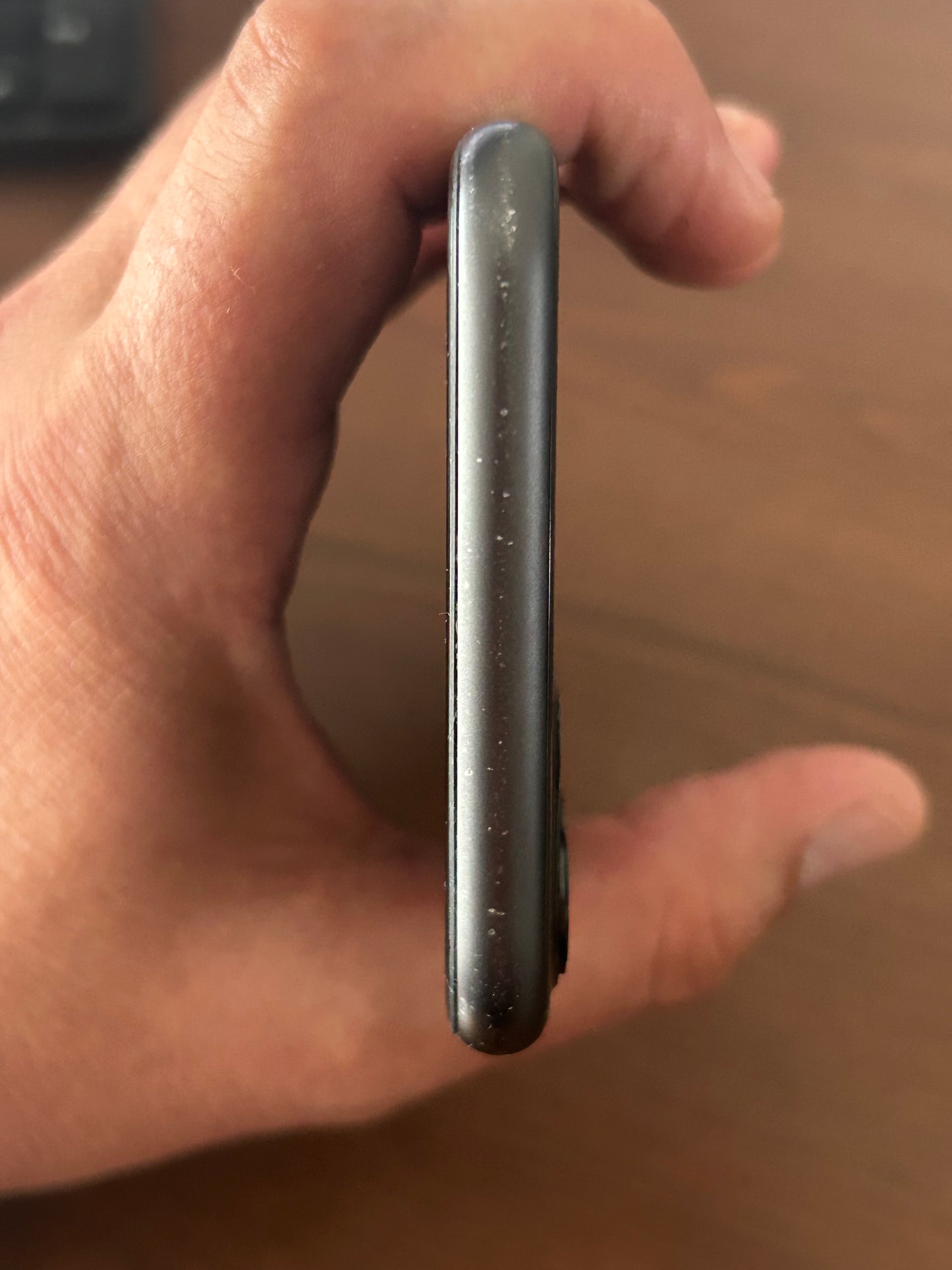 iPhone 11 Noir 128 Go – Bon État, Batterie Neuve, Débloqué, iCloud Supprimé
