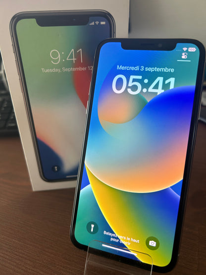 iPhone X Argent 256 Go – Très Bon État, Batterie Neuve, Débloqué, Boîte d’Origine