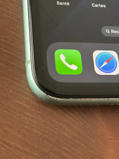 iPhone Vert 128 Go – Très Bon État | Batterie Neuve, Débloqué Tout Opérateur, Câble Inclus