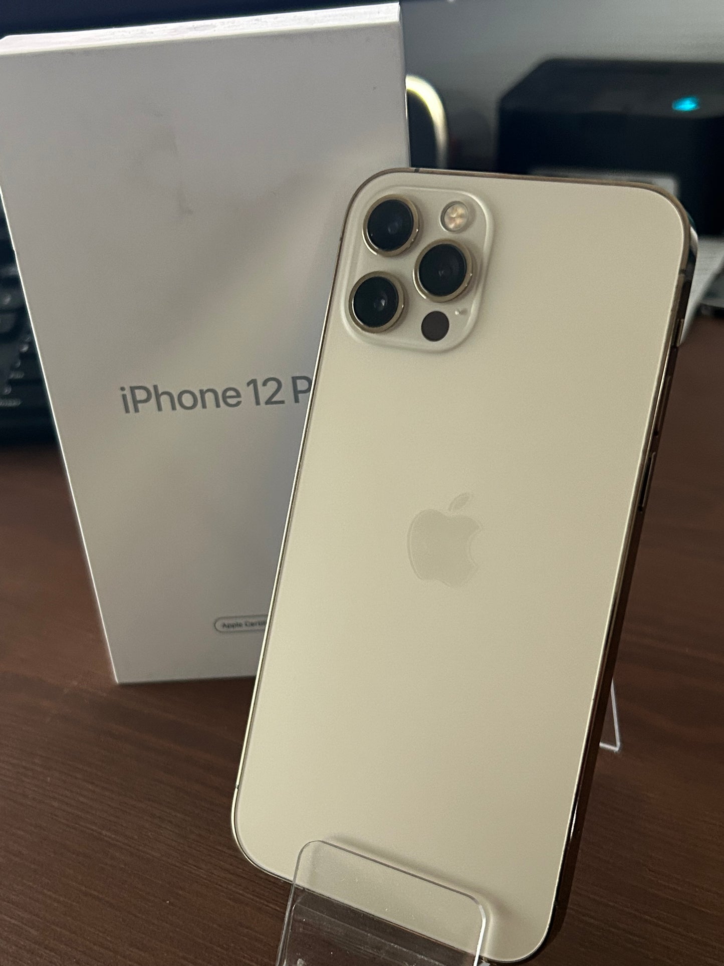 iPhone 12 Pro Argent 128 Go – Très Bon État, Batterie Neuve, Débloqué, Boîte Incluse