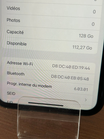 iPhone 11 Noir 128 Go – Très Bon État, Batterie Neuve, Débloqué, iCloud Supprimé