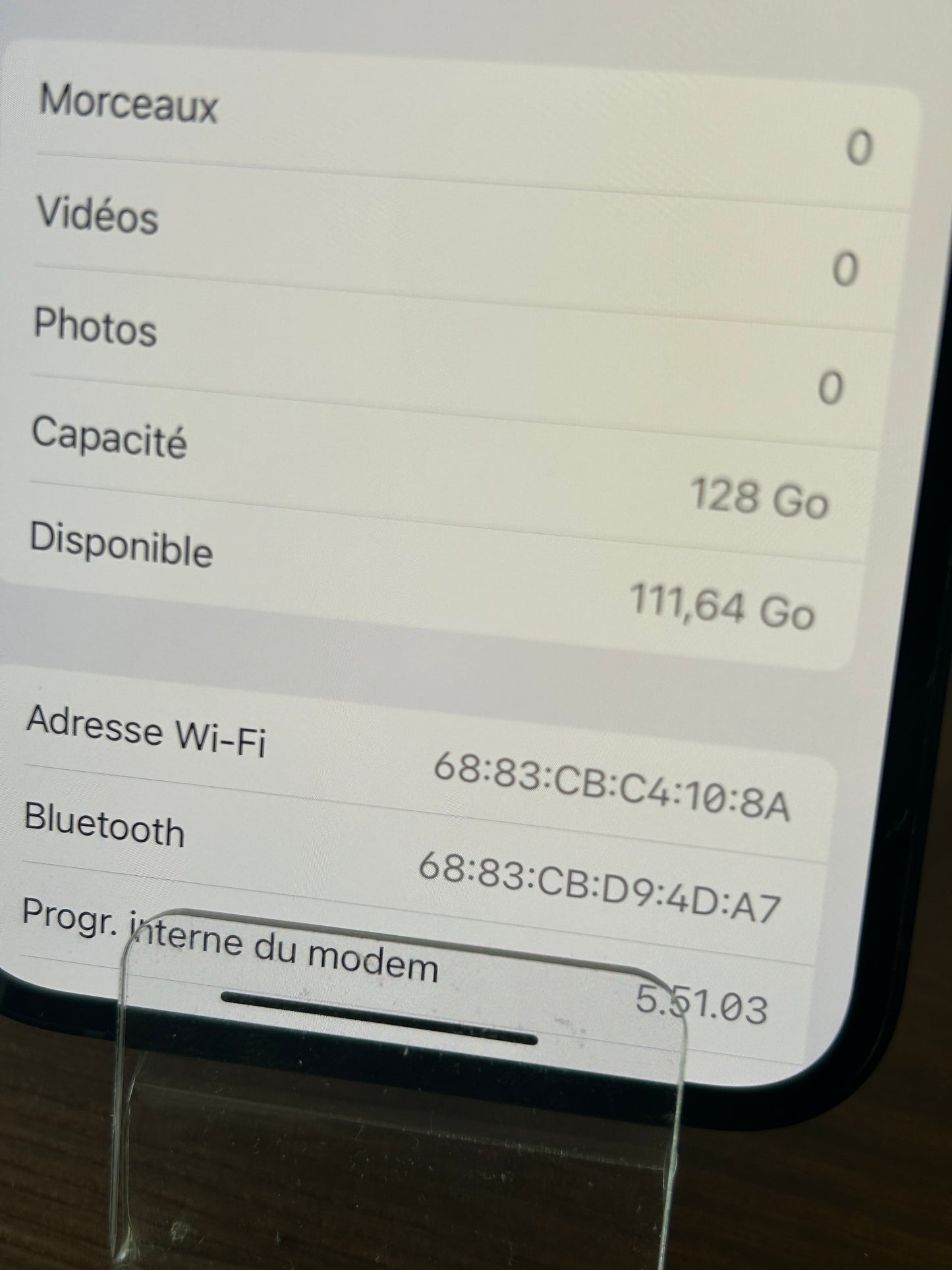 iPhone 12 Noir 128 Go – Très Bon État, Batterie Neuve, Débloqué, iCloud Supprimé