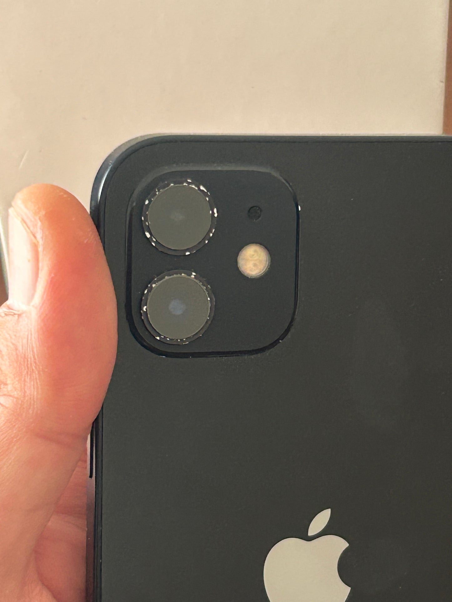 iPhone 12 Noir 128 Go – Très Bon État, Batterie Neuve, Débloqué, iCloud Supprimé