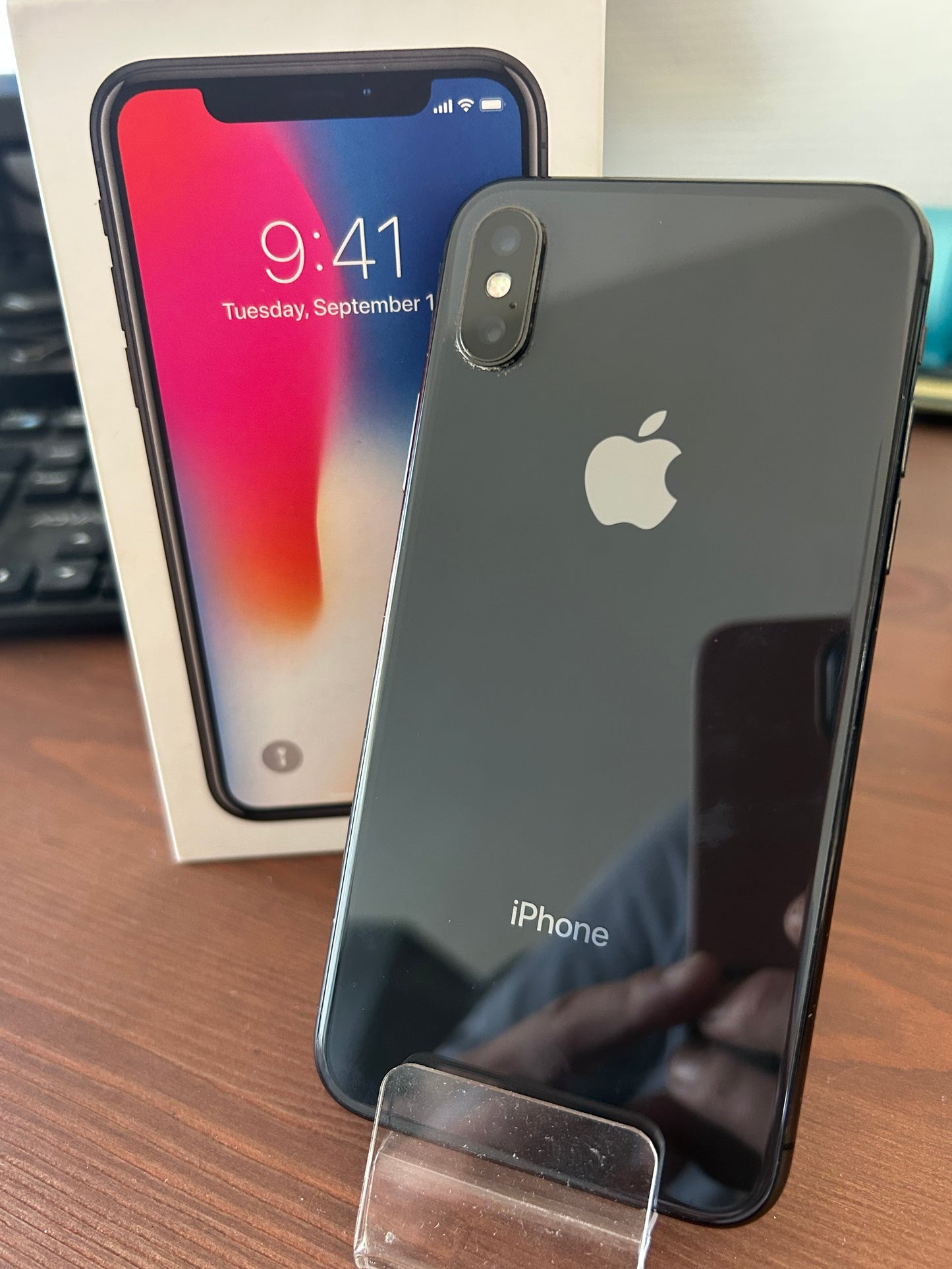 📱 iPhone X Gris Sidéral – 256 Go – Très Bon État Général