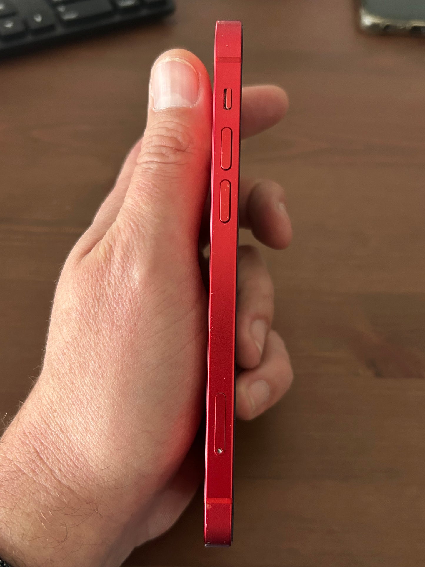 📱 iPhone 12 Rouge (Product RED) – Très Bon État Général