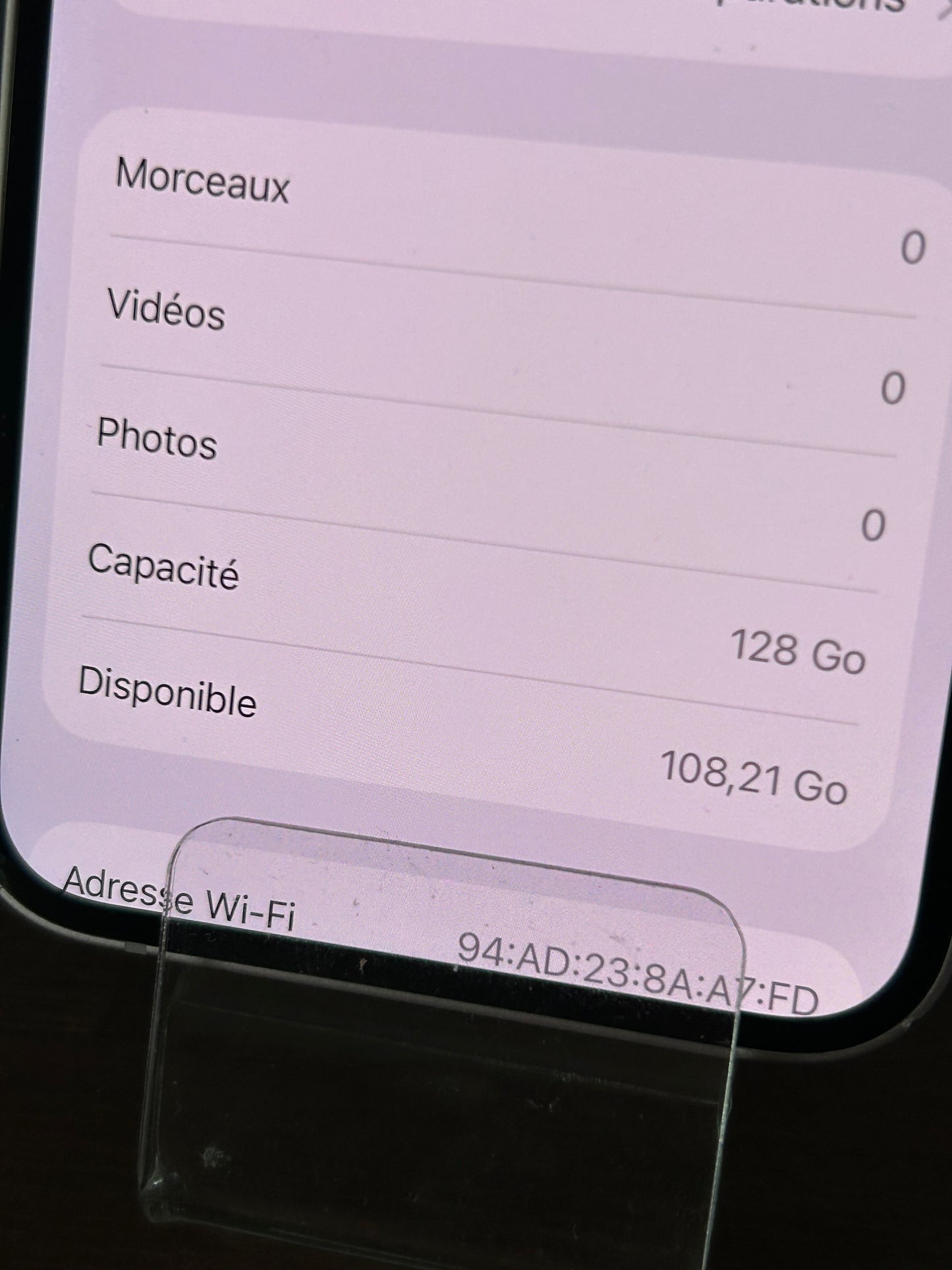 iPhone 13 Rose 128 Go – Très bon état, batterie neuve, débloqué tout opérateur**