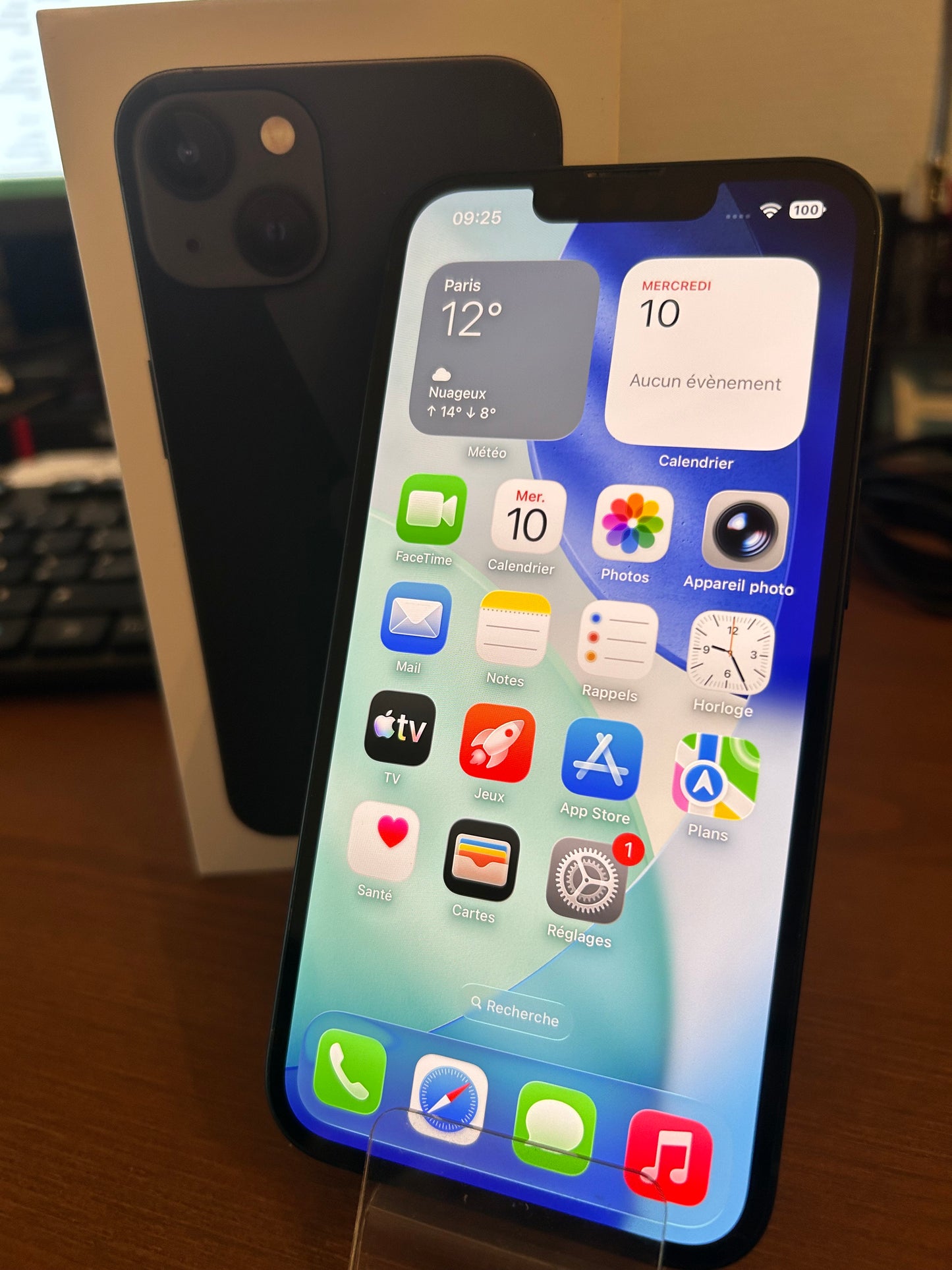 iPhone 13 Noir 128 Go – Très Bon État | Débloqué, Batterie Neuve, Boîte d’Origine**