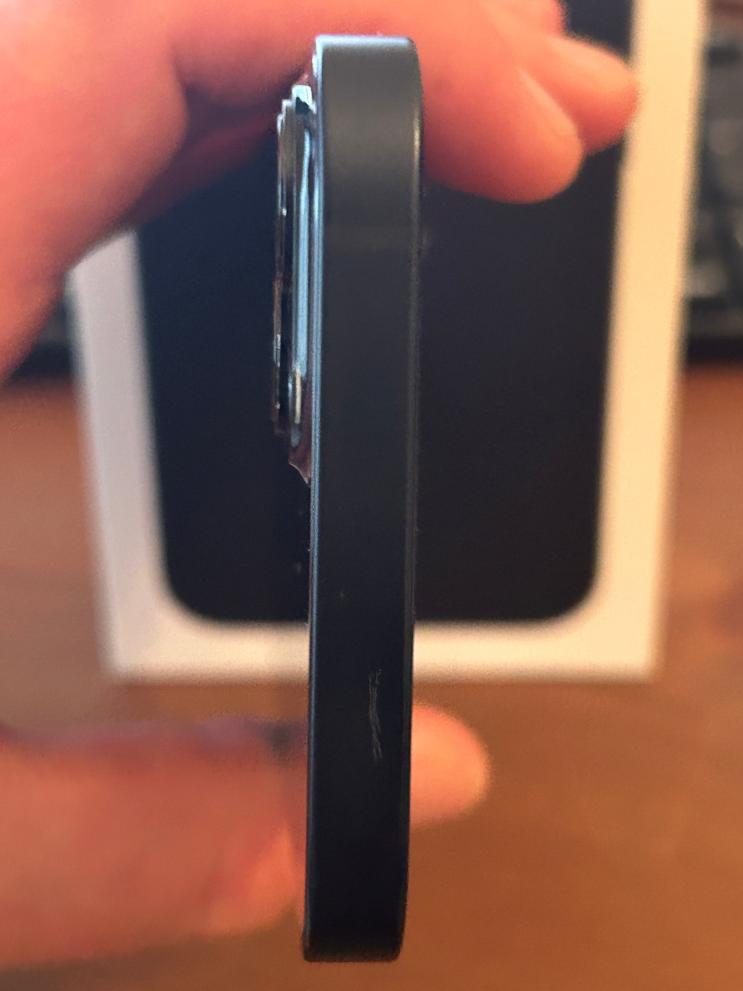 iPhone 13 Noir 128 Go – Très Bon État | Débloqué, Batterie Neuve, Boîte d’Origine**