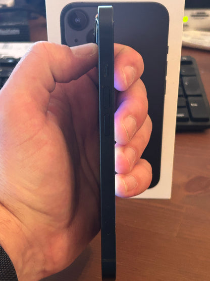 iPhone 13 Noir 128 Go – Très Bon État | Débloqué, Batterie Neuve, Boîte d’Origine**