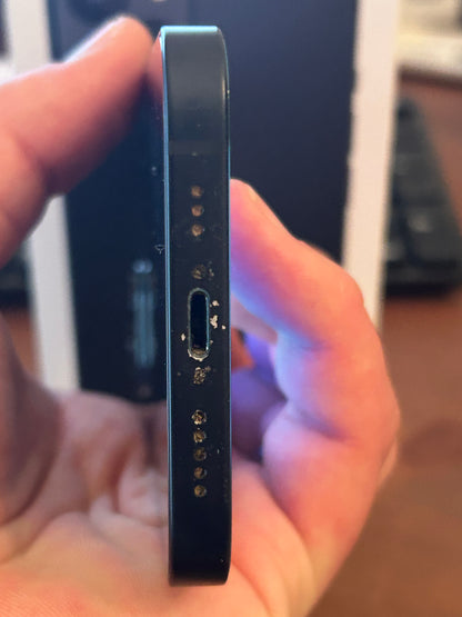 iPhone 13 Noir 128 Go – Très Bon État | Débloqué, Batterie Neuve, Boîte d’Origine**