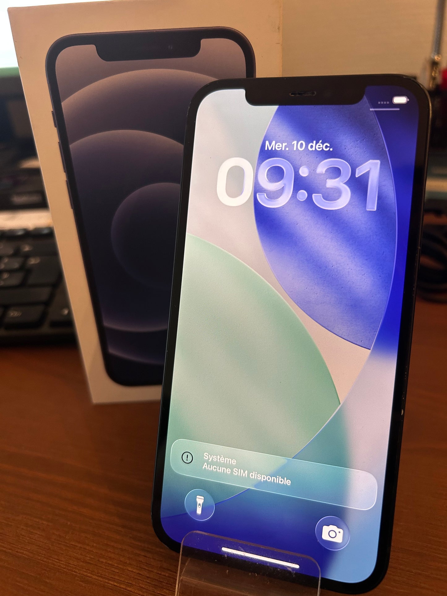 iPhone 12 Noir 128 Go – Très Bon État, Batterie Neuve, Débloqué Tout Opérateur